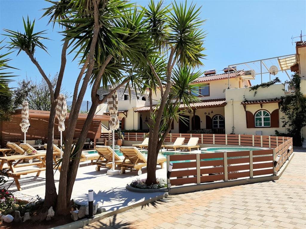 Athina Apartments Stoúpa Exterior photo